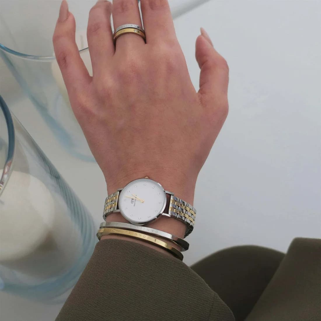 Montre Daniel Wellington DW00100616 femme détail bracelet acier inoxydable