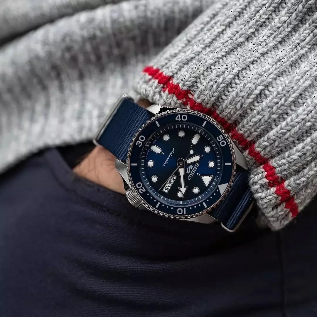 Montre Seiko SRPD51K2 homme détail bracelet nylon
