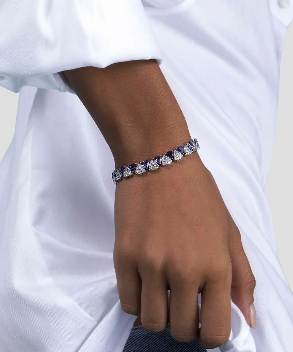 Bracelet APM Monaco Festival argent 925 triangles pierres bleues et zirconiums blancs vue 2