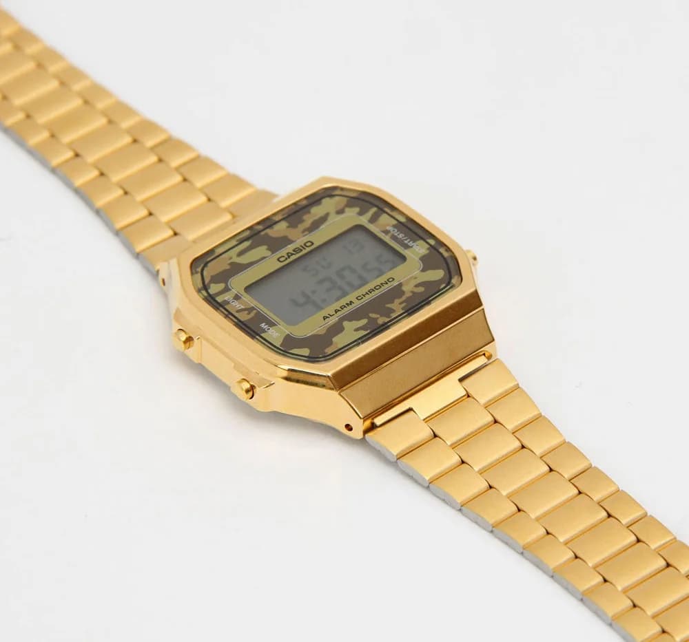 Montre Casio A168WEGC-5EF unisexe vue de profil