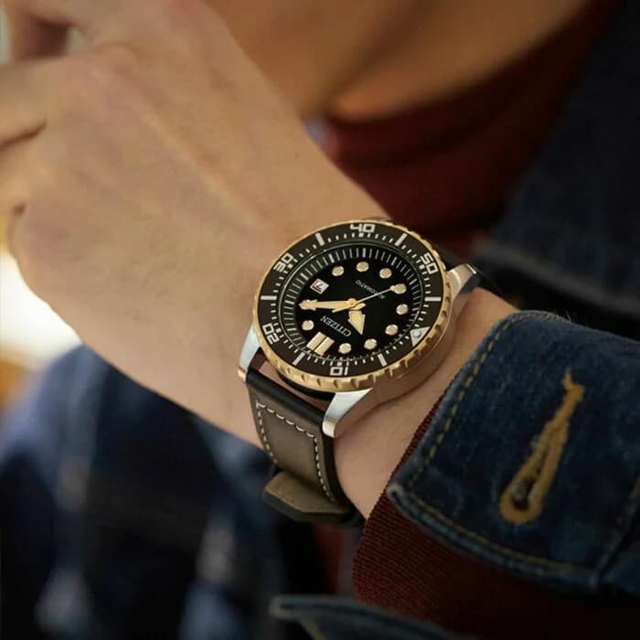 Montre Citizen NJ0176-10E homme verso boîtier or rose