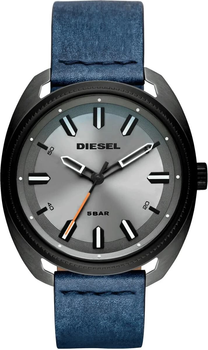 Montre Diesel DZ1838 Fastbak avec Bracelet en Cuir Noir et Boîtier Acier