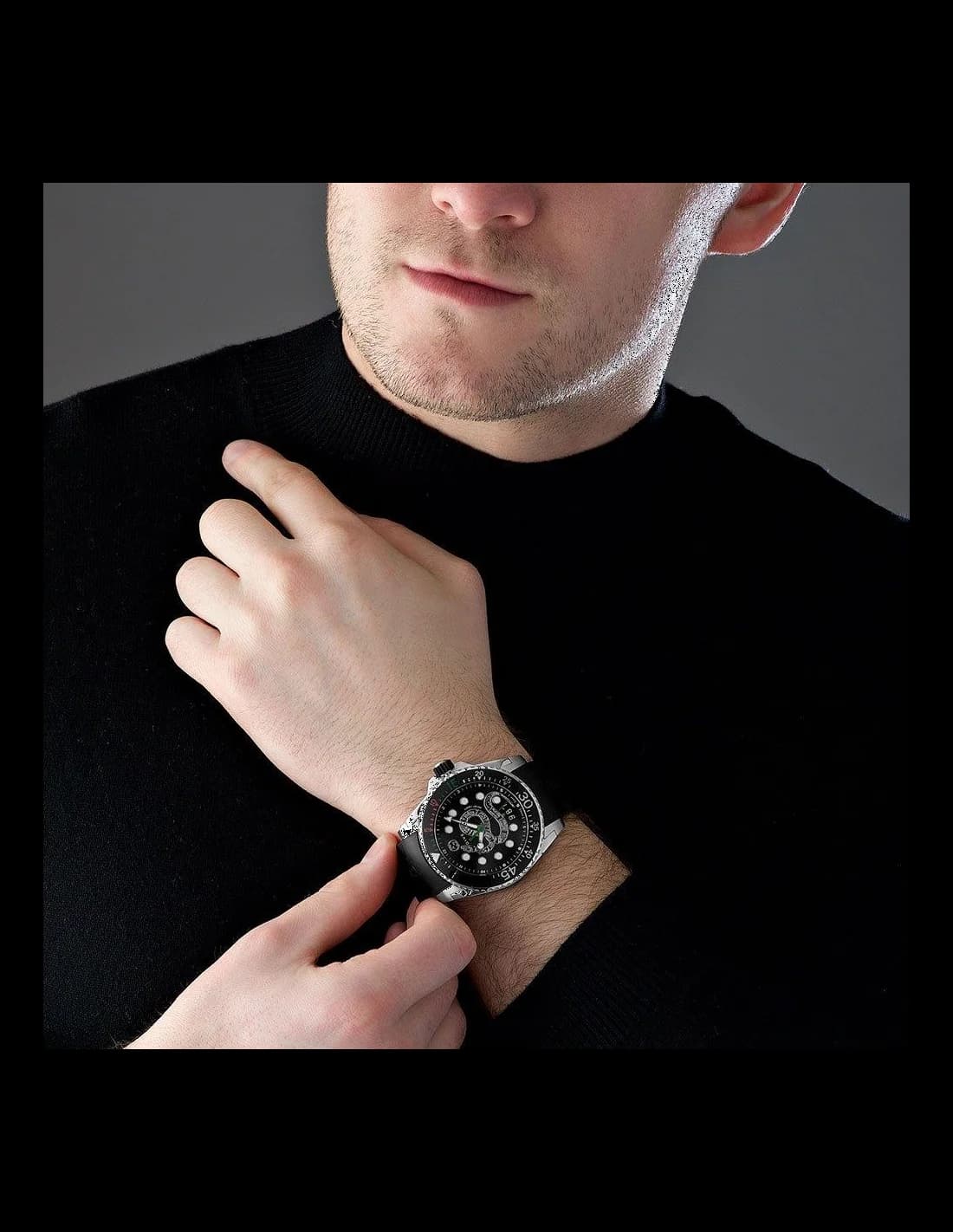 Montre Gucci YA136217 homme détail bracelet caoutchouc /