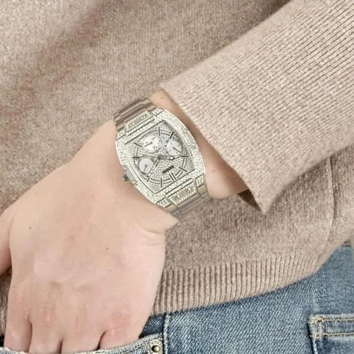 Montre Guess GW0104L1 femme détail cadran doré