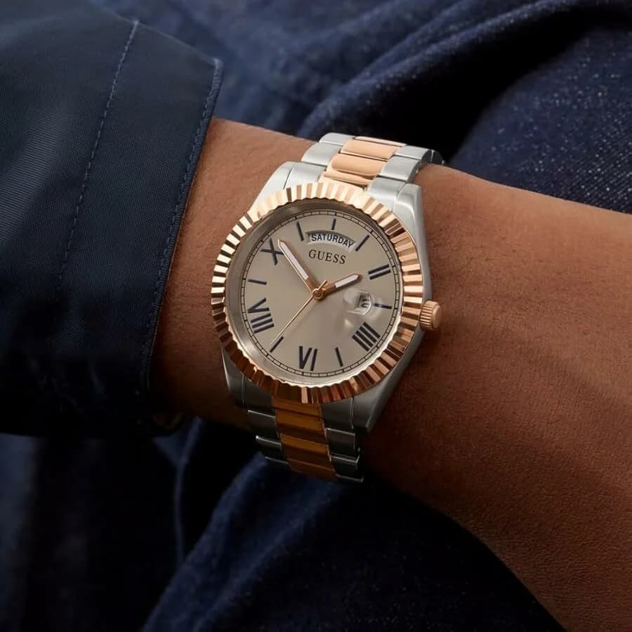 Montre Guess GW0265G13 homme détail bracelet acier inoxydable