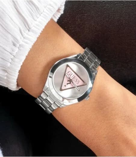 Montre Guess GW0675L1 femme détail bracelet acier inoxydable