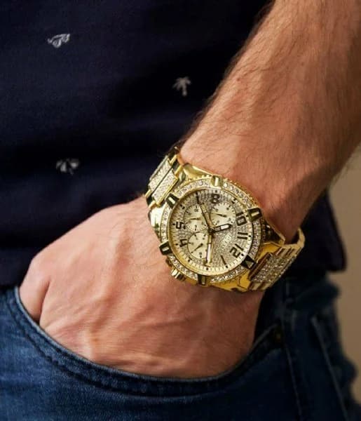 Montre Guess W0799G2 boîtier acier doré inoxydable 48mm verso