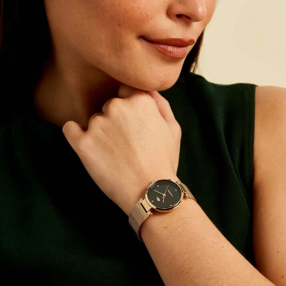 Montre Lacoste 2001336 femme détail bracelet acier inoxydable