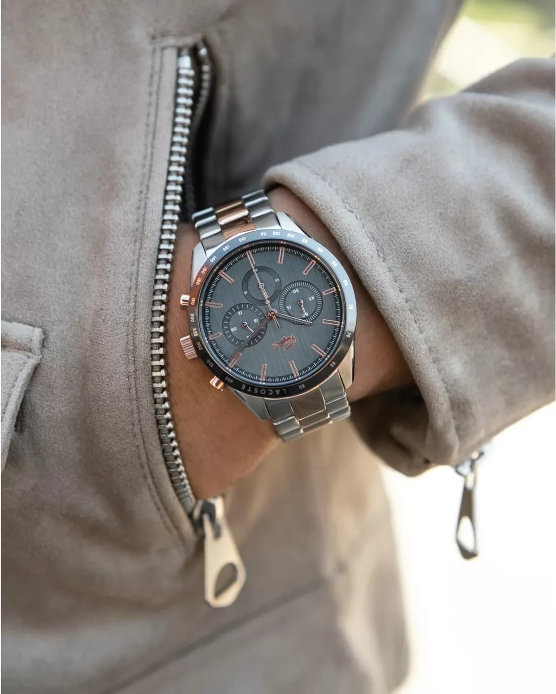 Montre Lacoste 2011112 homme verso boîtier bicolore