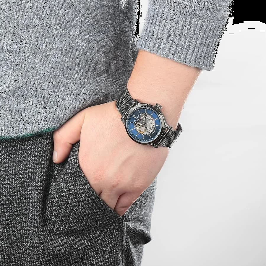 Montre Maserati R8823118002 homme détail bracelet acier inoxydable