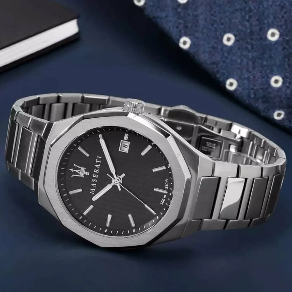 Montre Maserati Stile homme quartz bracelet acier 23mm fermoir déployant
