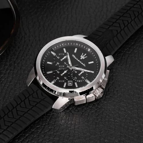 Montre Maserati R8871621014 boîtier argent acier inoxydable verso fond
