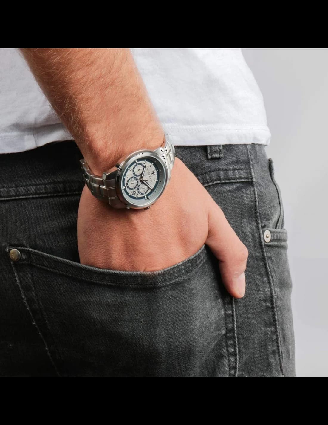 Montre Maserati R8873621006 homme détail cadran argent