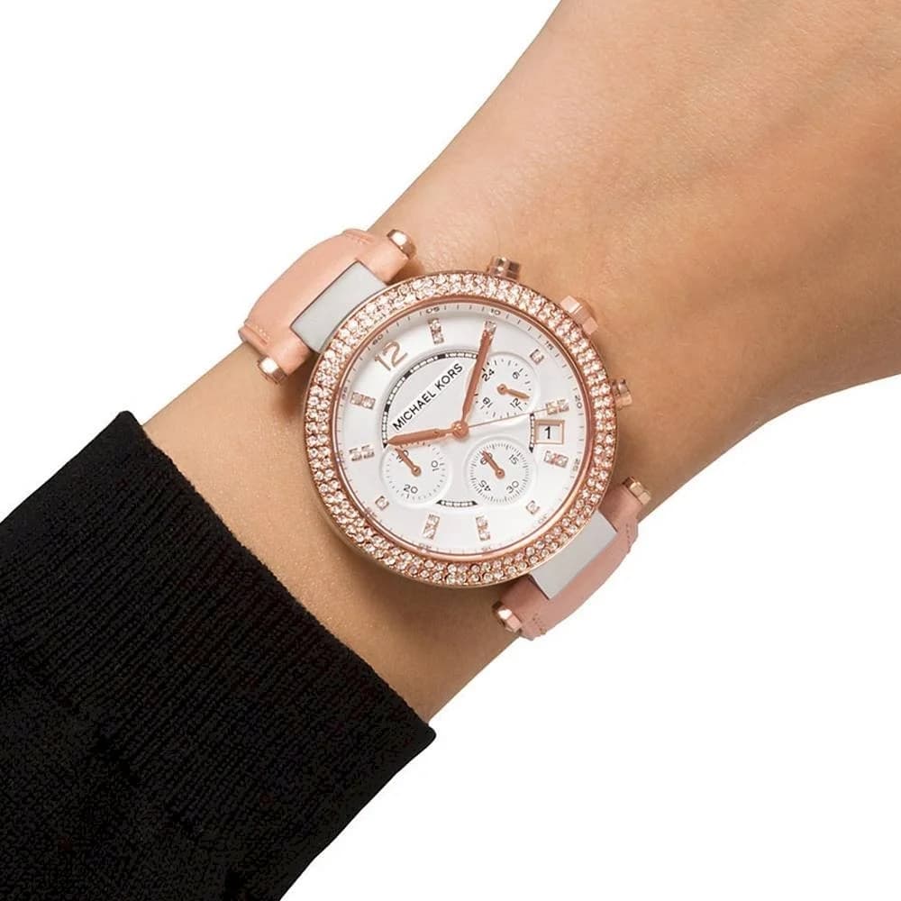 Montre Michael Kors MK5633 femme détail cadran argent