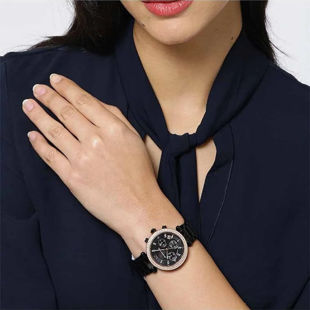 Montre Michael Kors MK5885 femme détail cadran noir