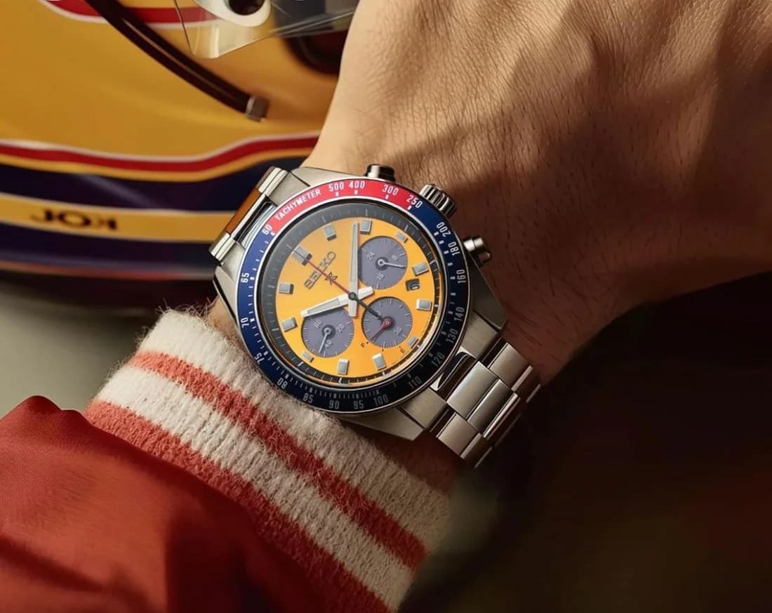 Montre Seiko SSC947P1 Speedtimer Solaire Cadran Jaune Doré et Lunette Bicolore vue 5