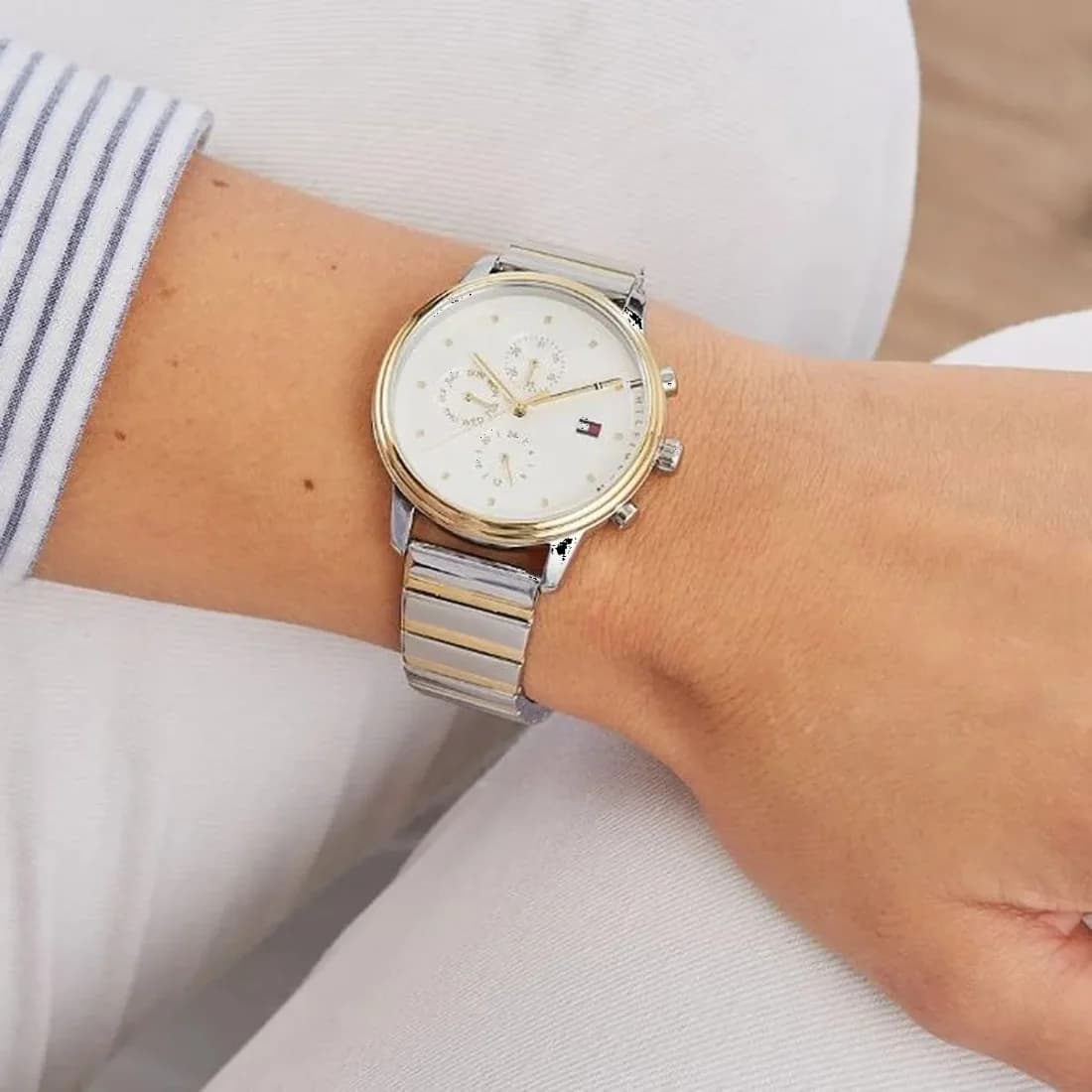 Montre Tommy Hilfiger 1781908 femme détail cadran blanc