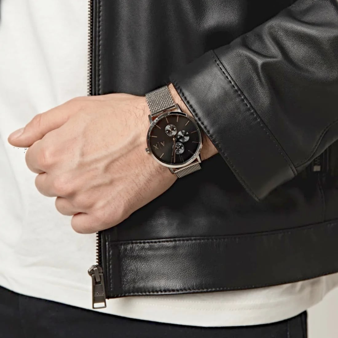 Montre Armani Exchange AX2714 homme détail bracelet acier inoxydable