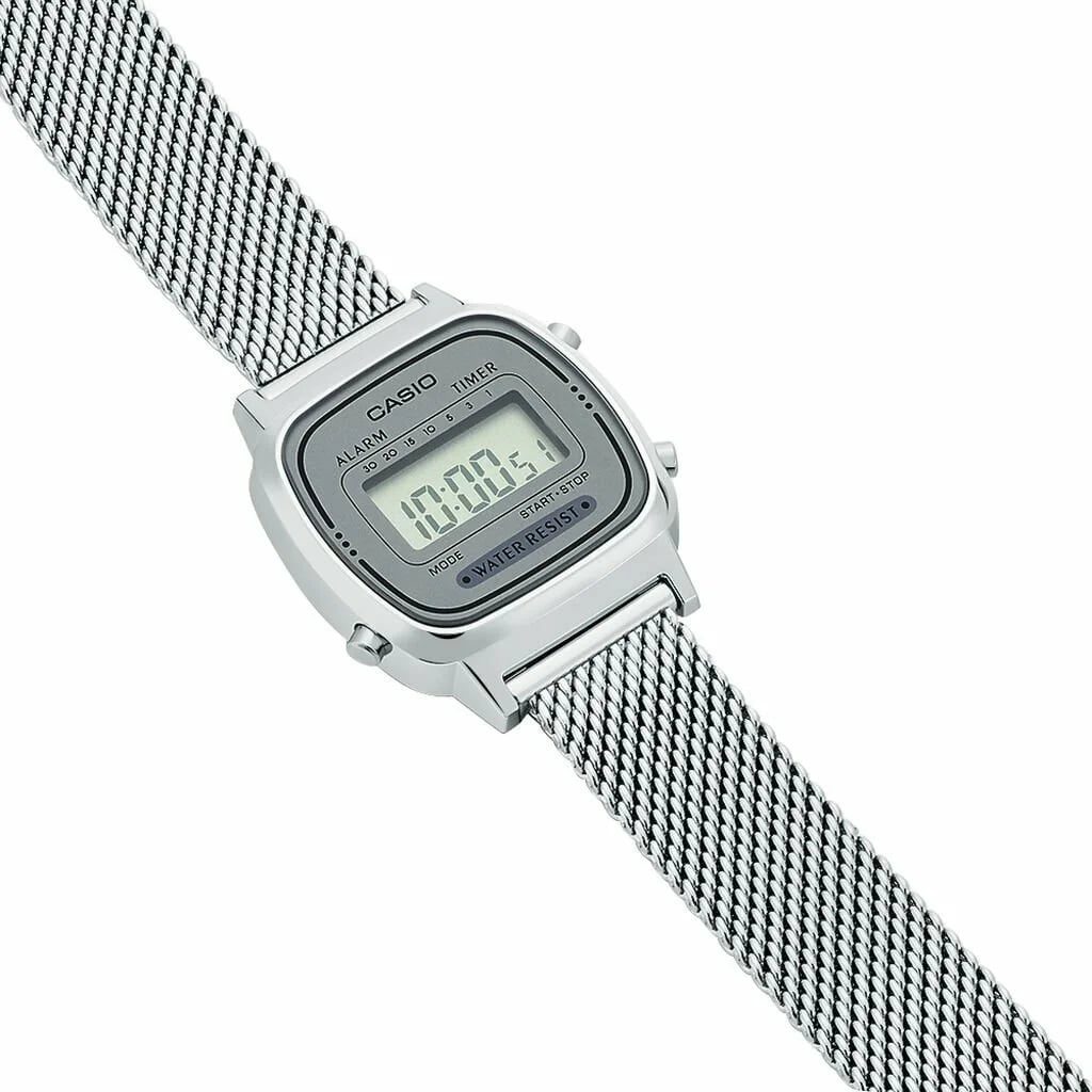 Montre Casio LA670WEM-7EF femme détail cadran gris