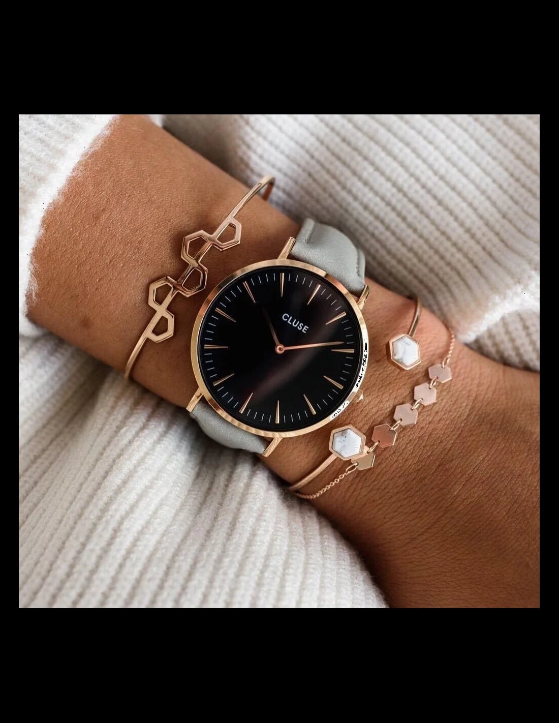 Montre Cluse CL18018 femme détail cadran noir