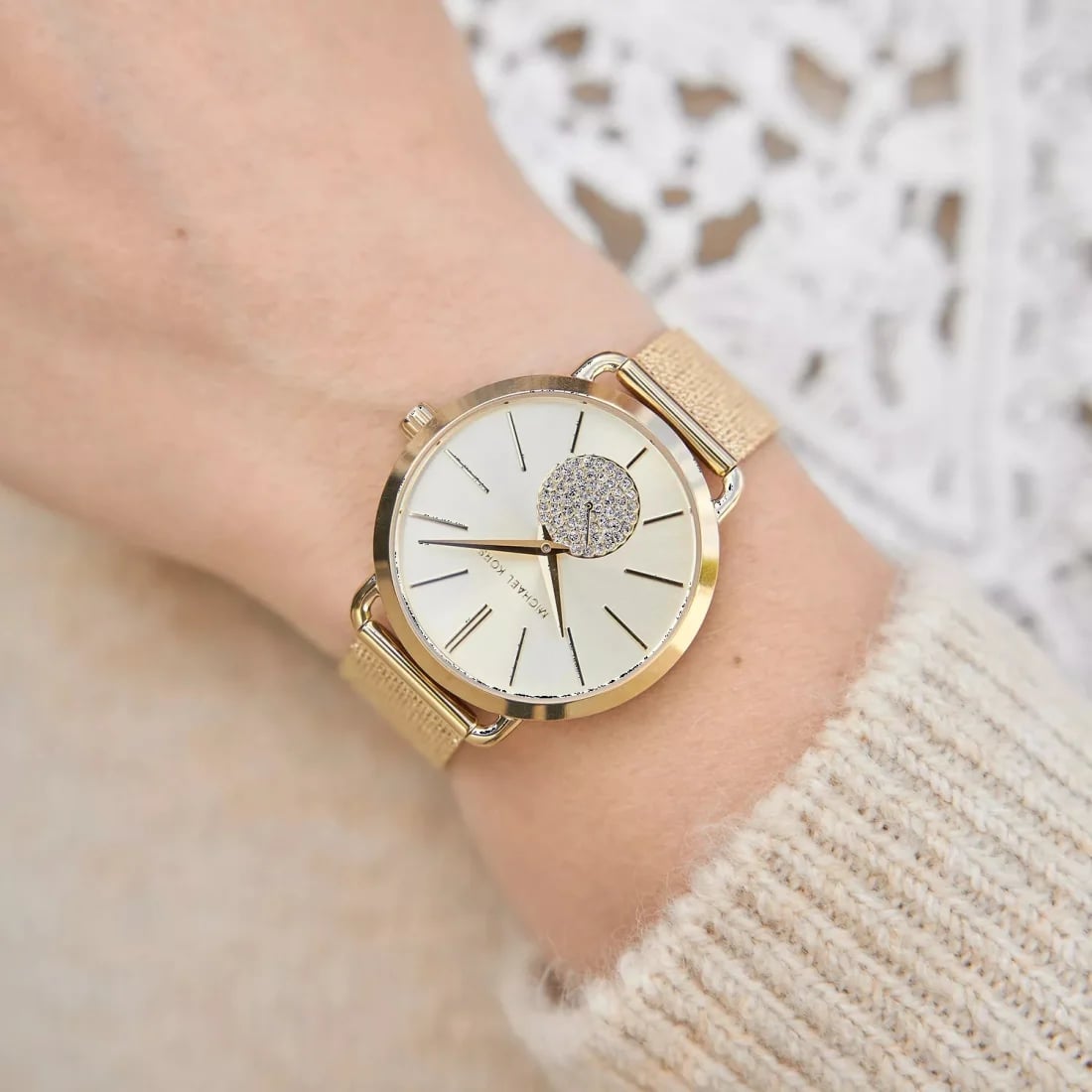 Montre Michael Kors MK3844 femme détail bracelet acier inoxydable