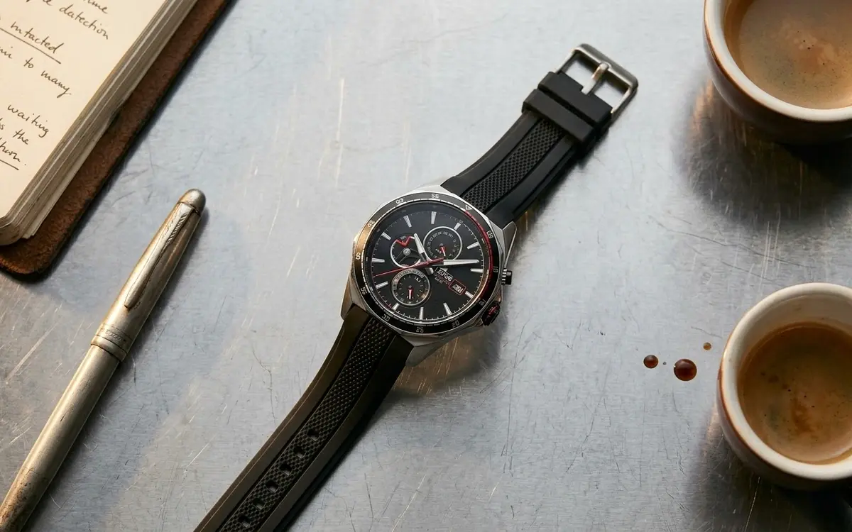 Montre homme pas cher: bracelet cuir marron et cadran classique