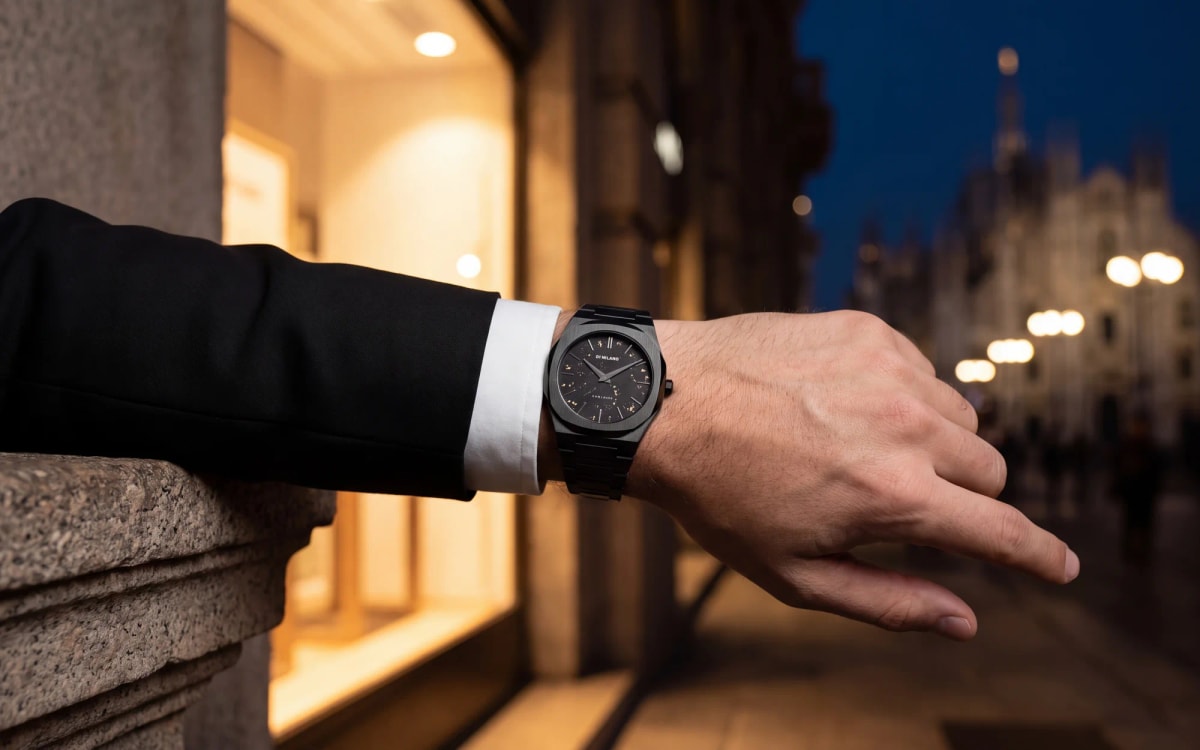 Black DLC D1 Milano Ultra Thin with a speckled dial worn on an evening in Milan