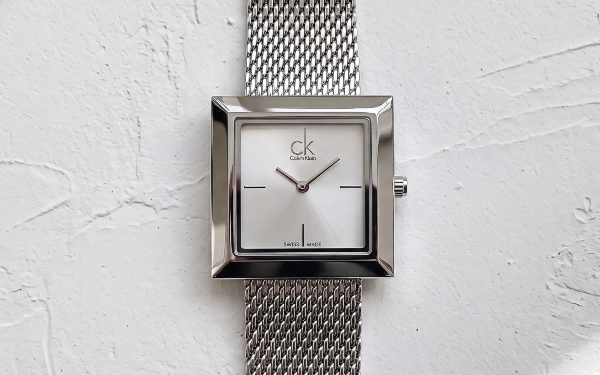 Calvin Klein Mark K3R23126 women's watch, square steel case, silver dial, Milanese mesh on white plaster