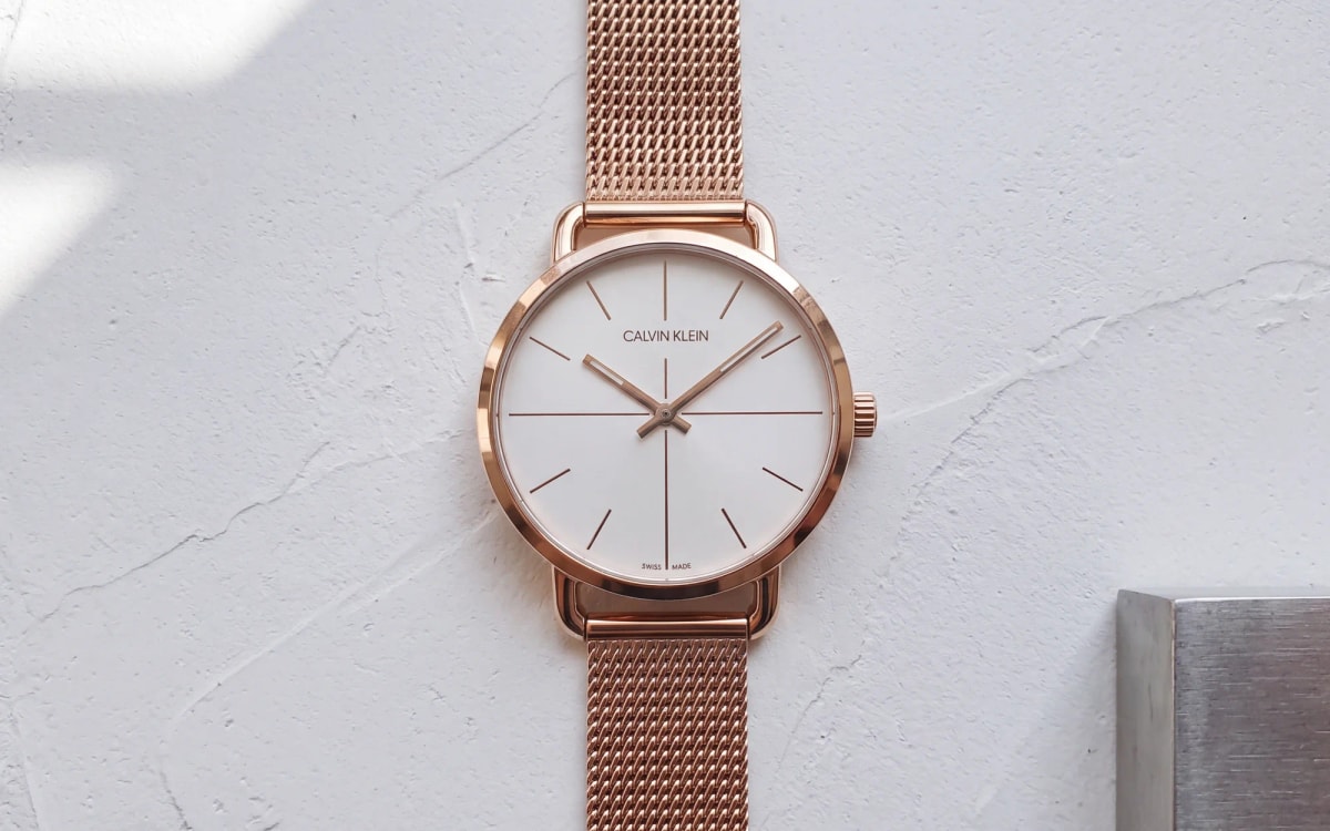 Calvin Klein Even K7B23626 rose gold women's watch, white dial with a thin cross, rose gold mesh on white plaster