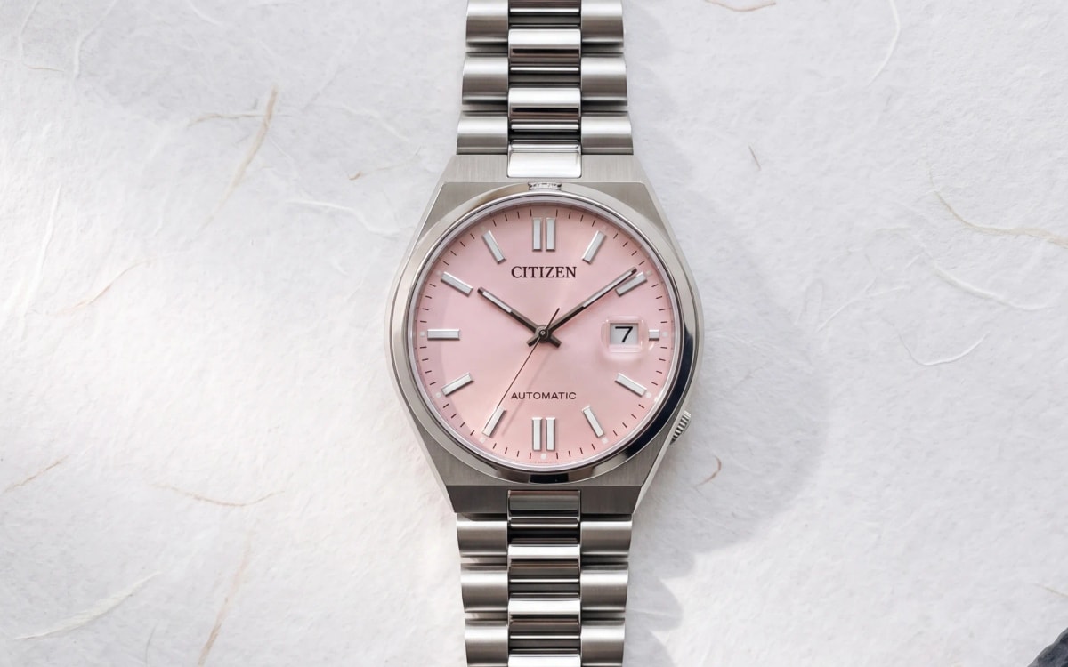 Montre Citizen Tsuyosa NJ0158-89X Dreamy Pink, cadran rose pastel, bracelet acier, sur papier washi